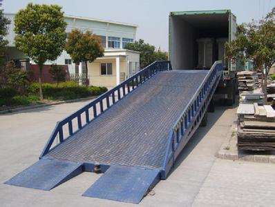 固定式液壓登車橋